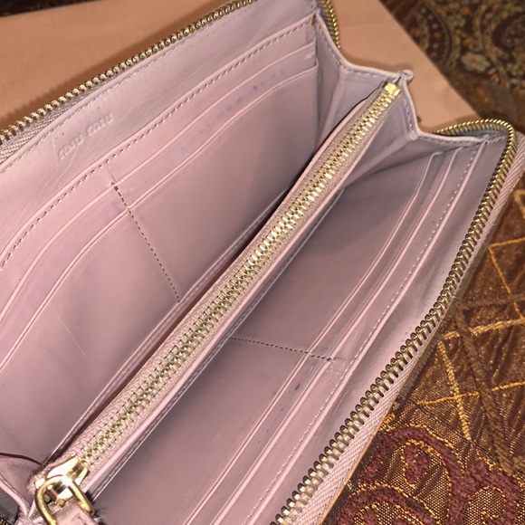 Authentic Miu Miu zip around long wallet - Picture 11 of 14